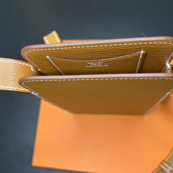 Hermes Hac a Box phone case / Gold - Picture 6 of 7